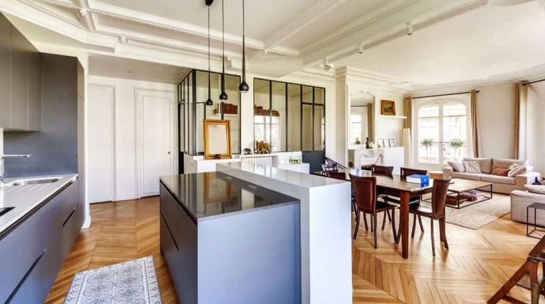 À épingler : Cuisine ouverte sur salon : idées et astuces pour l’aménager