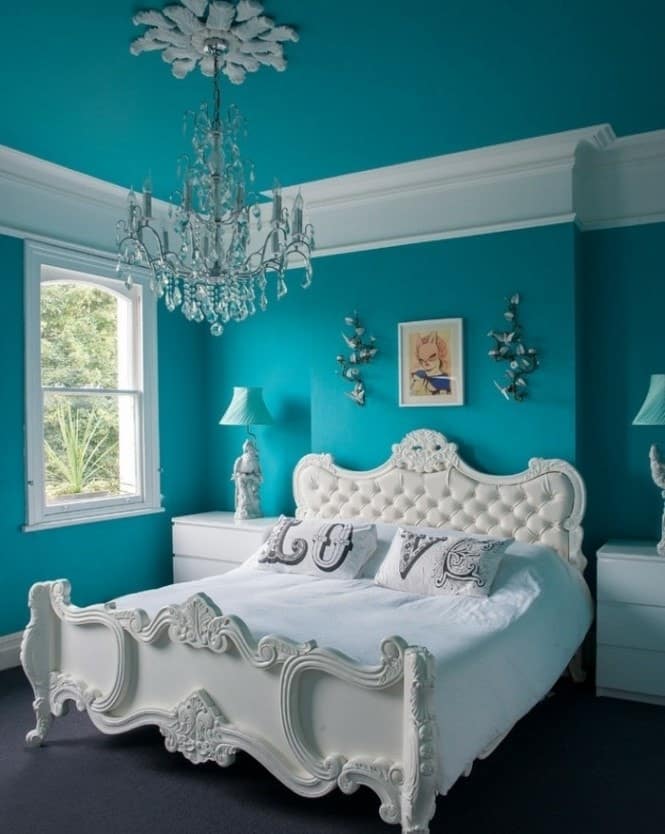 lit chambre turquoise