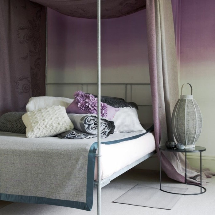 Chambre grise et violette 