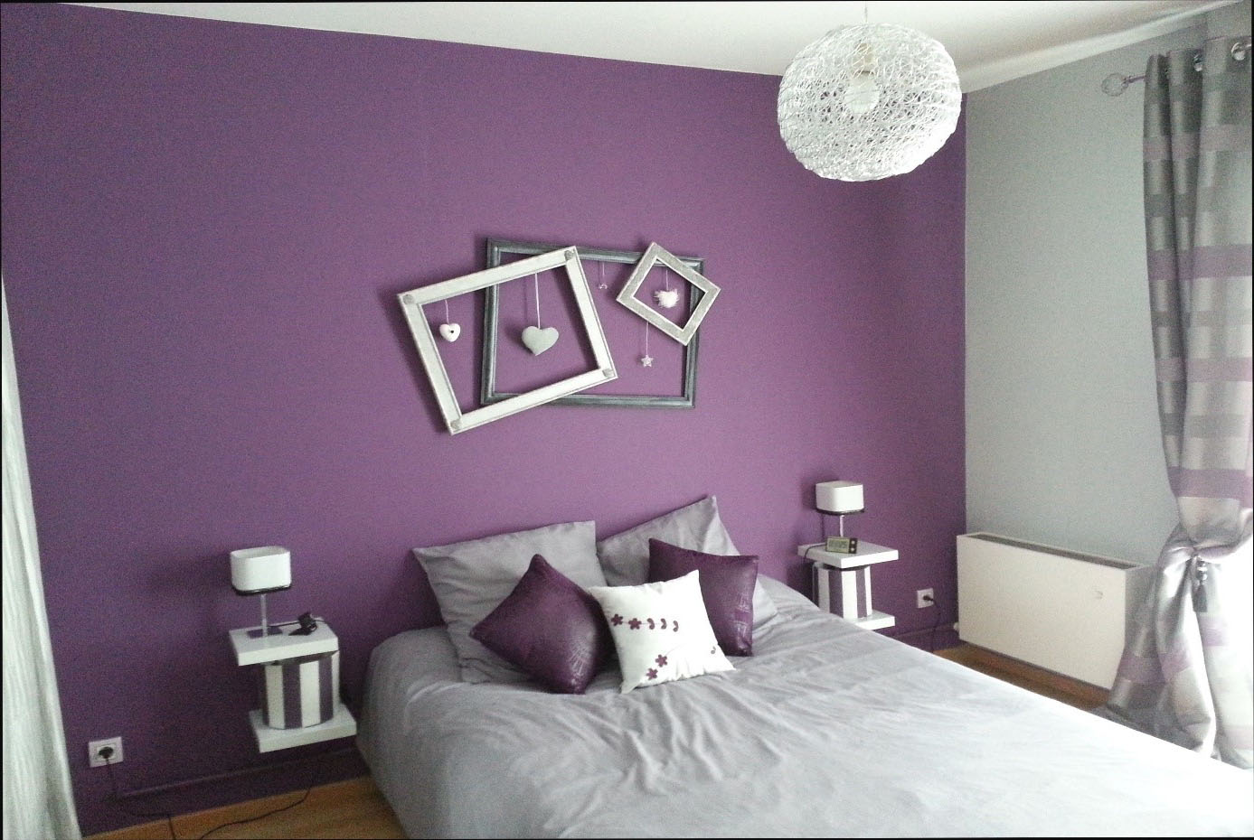 chambre grise et violet 