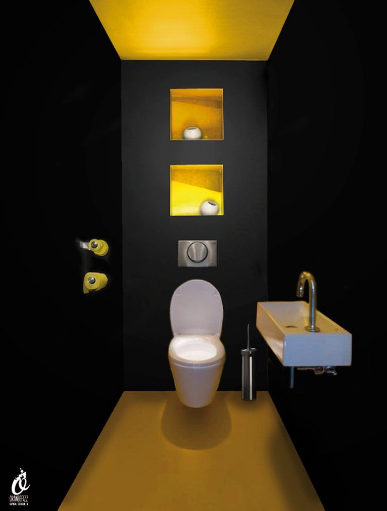 Toilettes jaunes 