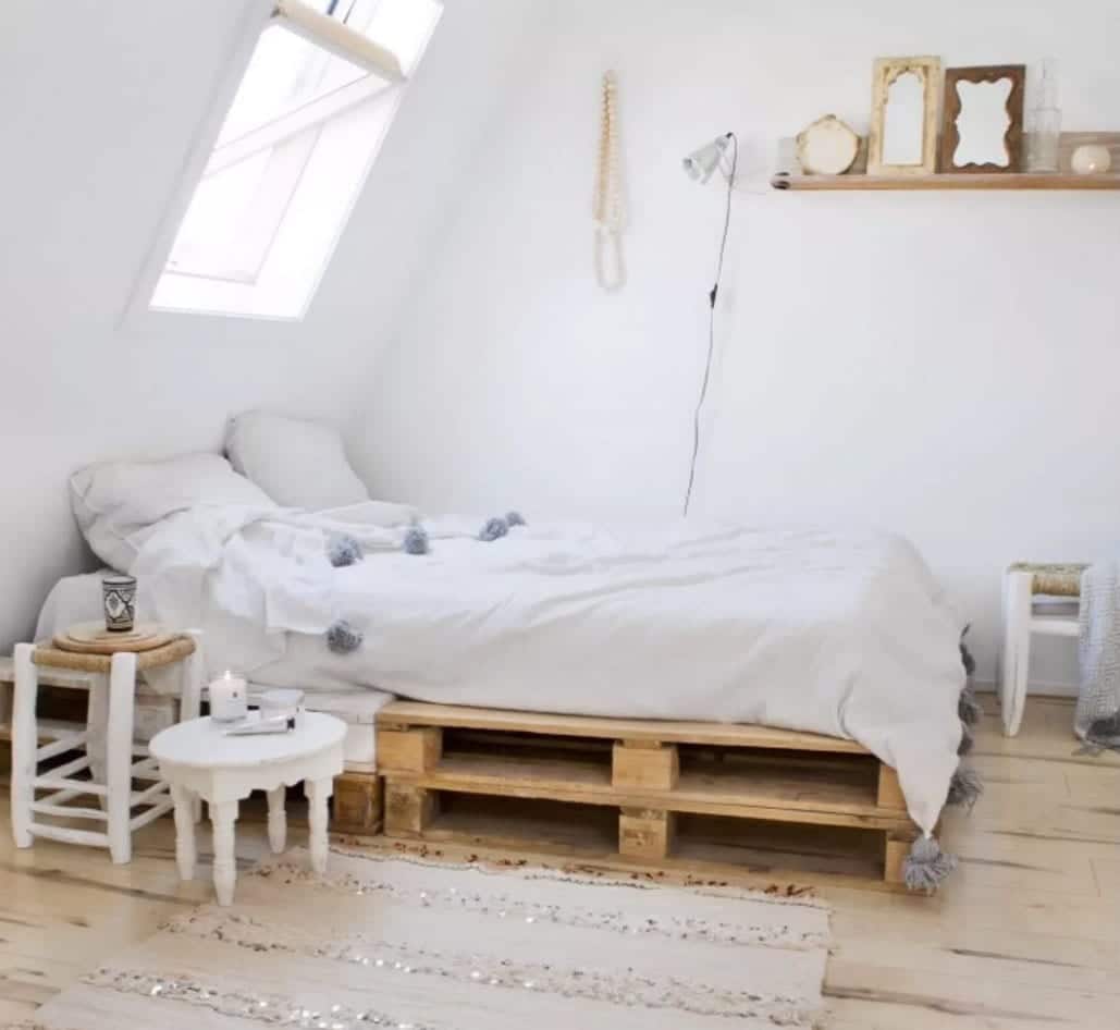 Lit en palette : 27 idées et photos pour vous inspirer