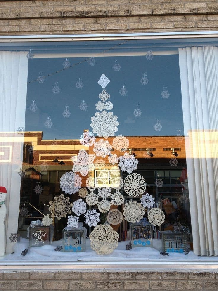 Deco fenêtre noël 50 supers idées pour décorer vos fenêtres