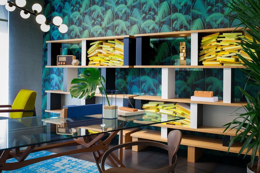 Papier peint bleu canard en décoration : les meilleurs modèles