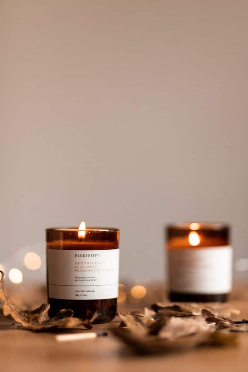 Bougies allumées pour une ambiance cocooning