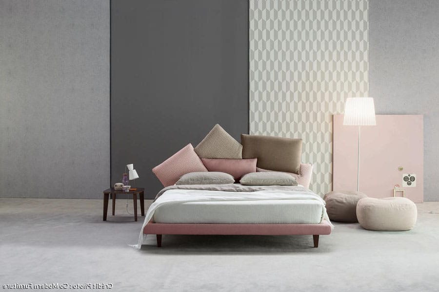 Chambre Taupe Et Notes Roses 