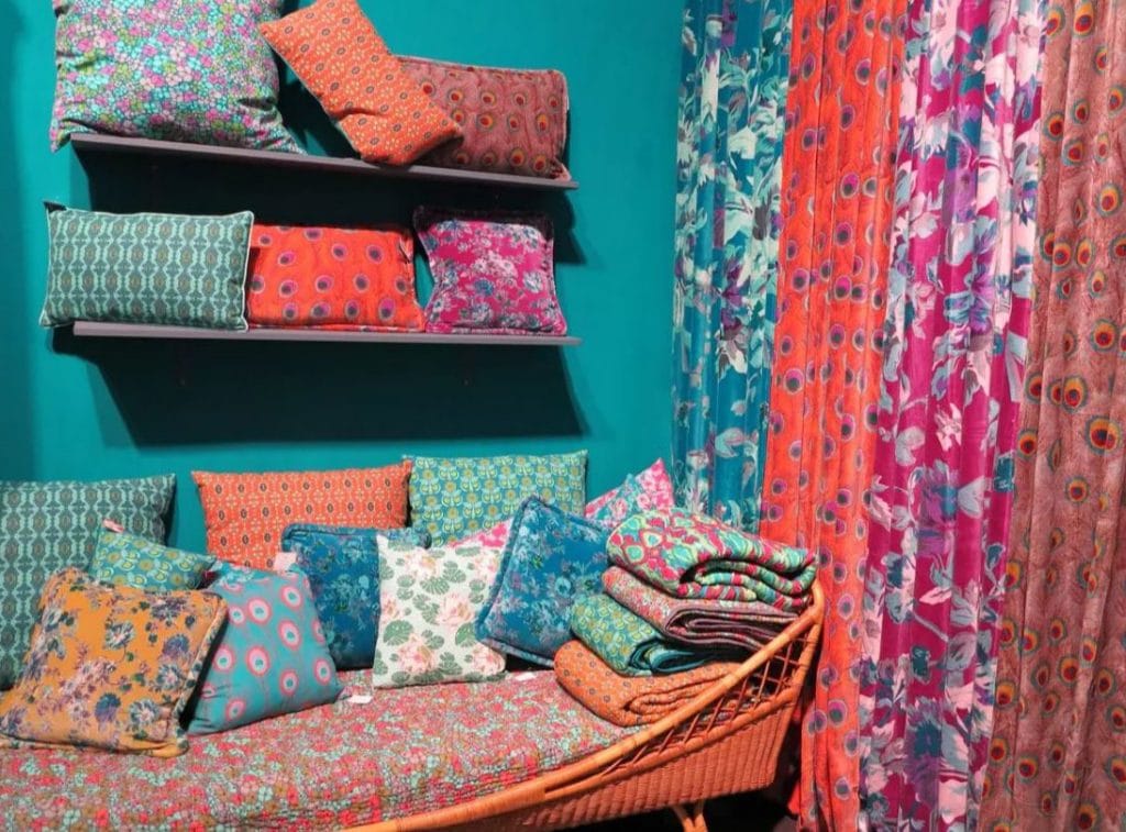 Couleur corail en déco : les 50 meilleures associations de couleurs