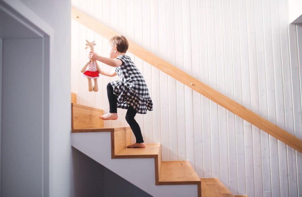 Escalier qui grince Conseils et astuces pour régler ce problème