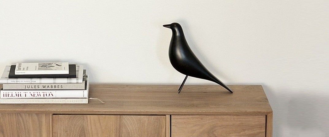 Oiseau Eames Sur Meuble 