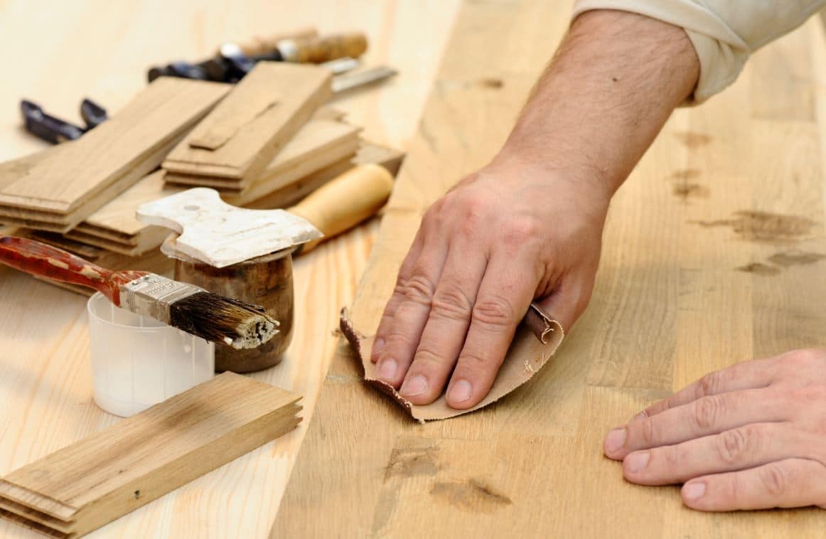 Poncer Table En Bois