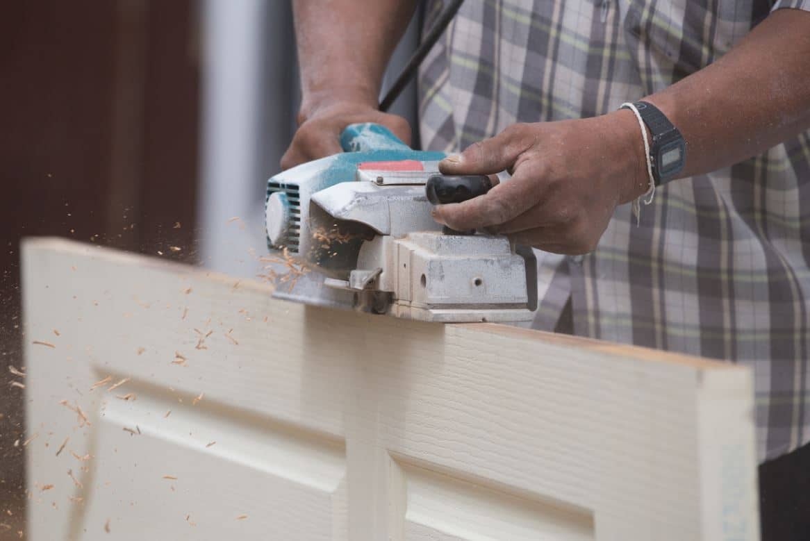 Raboter Porte En Bois