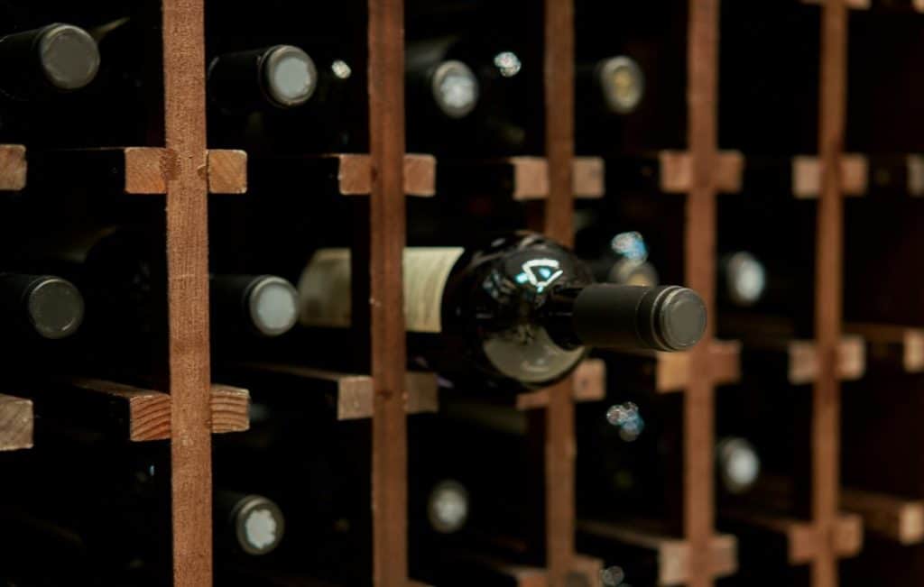 Conserver son vin avec ou sans cave, les meilleures solutions