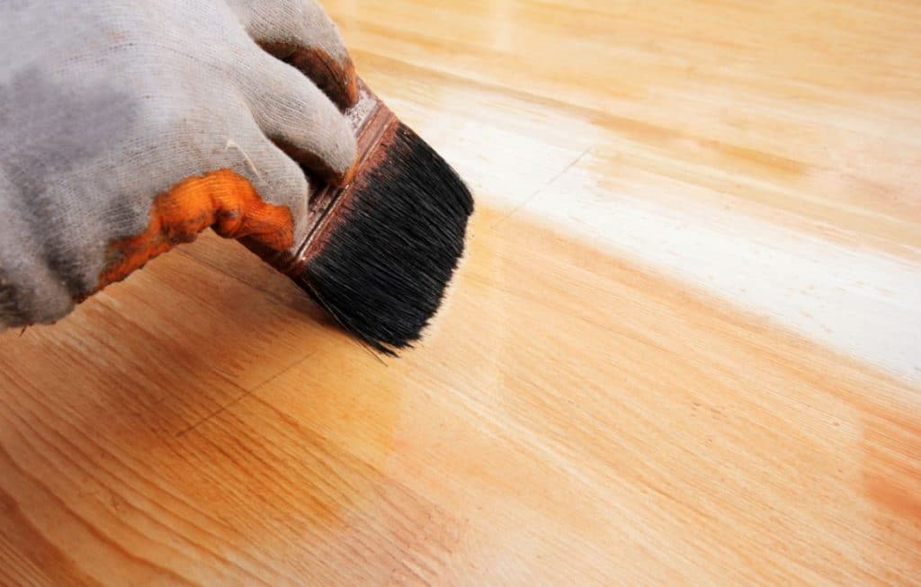 Conseils et solutions pour l'entretien de votre parquet en bois — free download