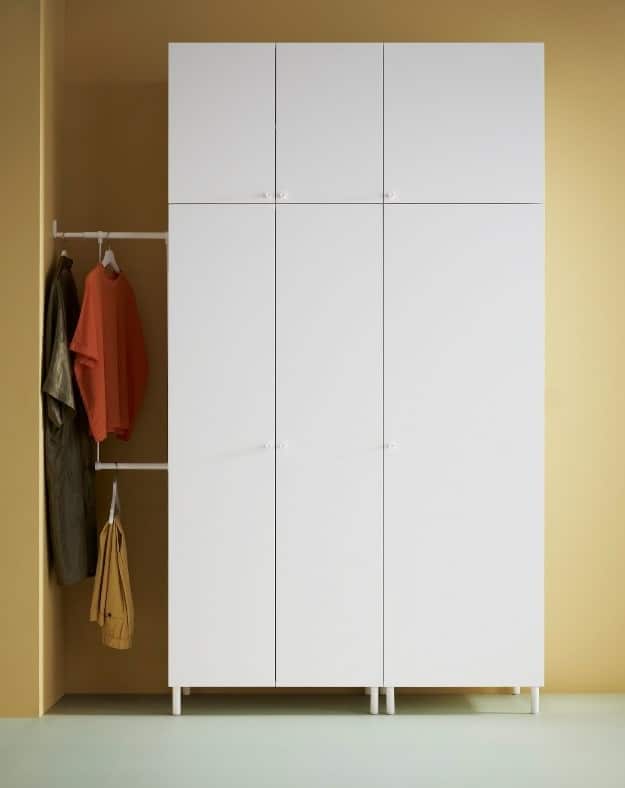 Armoire Simple Et Fonctionnelle 