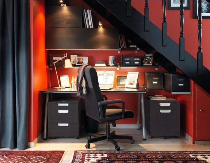 Bureau En Noir Et Rouge