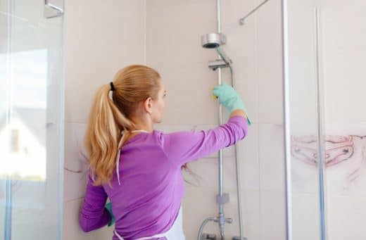 À épingler : 6 astuces pour garder une douche toujours propre
