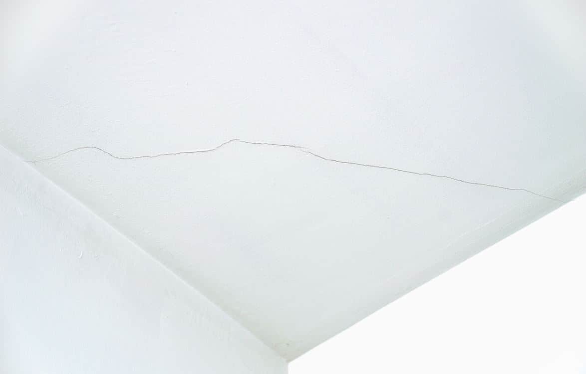 Plafond Fissure Conseils Et Etapes A Suivre Pour Le Reparer