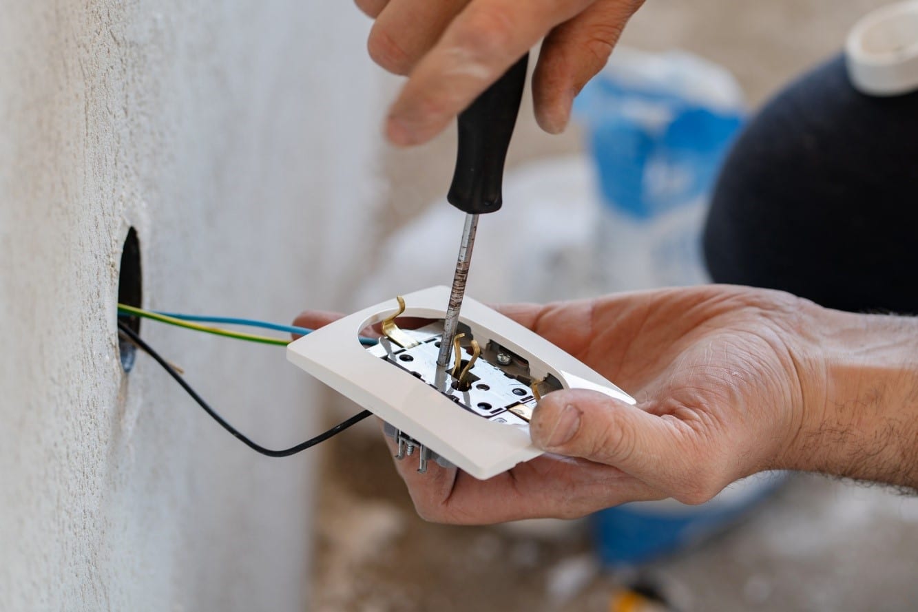 Remplacement Prise électrique