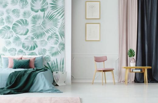 À épingler : Comment tapisser une chambre avec 2 couleurs ?