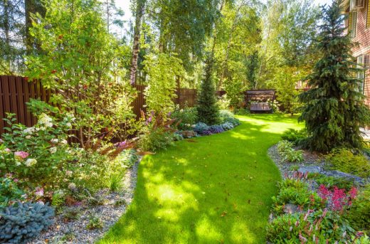 À épingler : Déco extérieure : quelle clôture choisir pour un grand jardin ?