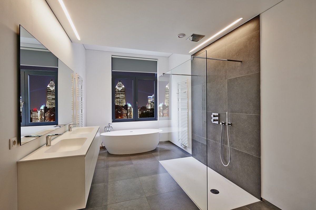 Les Douches Italiennes Et La Colonne De Douche Encastrable