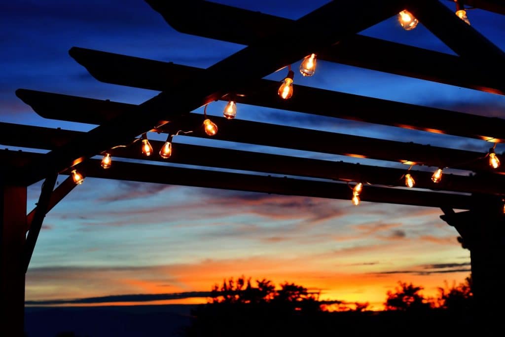 Sophistiquer Une Pergola Bioclimatique Prévoir Un Budget Conséquent