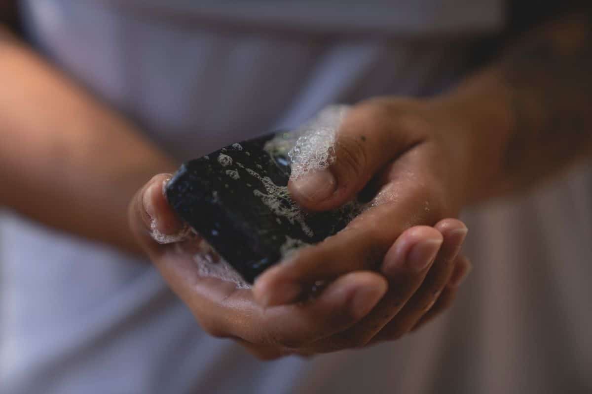 Le savon noir, idéal pour l'entretien de votre maison !