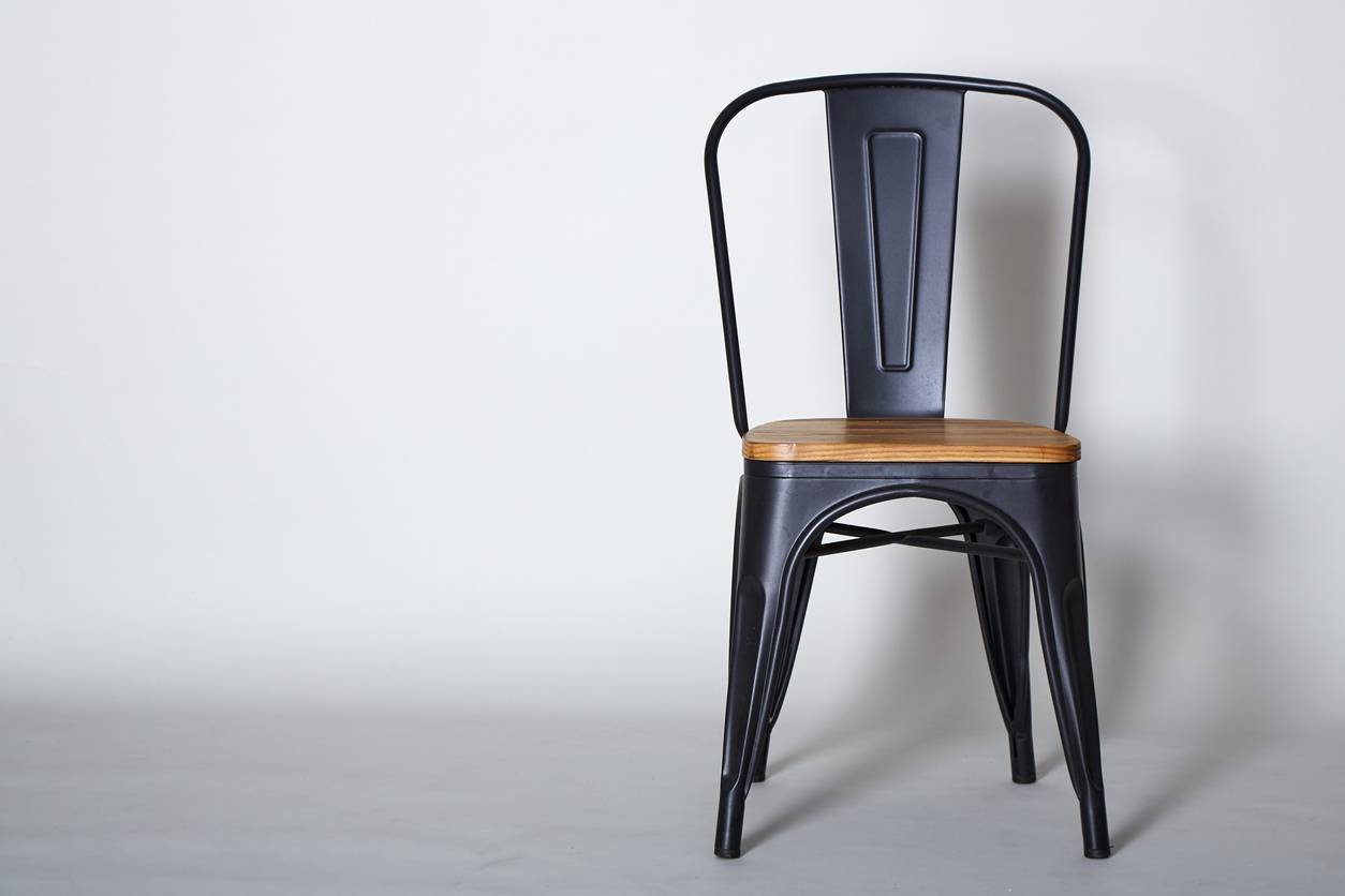 Chaises scandinaves noires 