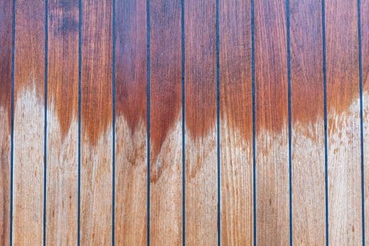 À épingler : Fini les terrasses en bois tachées avec ces astuces vraiment efficaces ! (et fait maison)