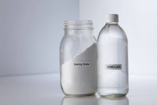 À épingler : Vinaigre Blanc : Allier N°1 pour toutes les situations. Votre Maison vous dira merci !