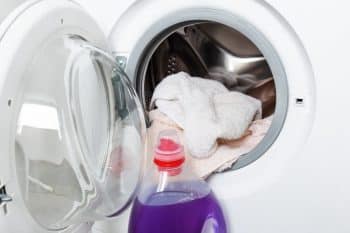 Les astuces pour laver son linge à la machine sans l’abîmer