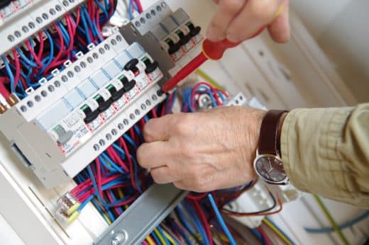À épingler : Les fusibles du tableau électrique : Ce qu’il faut savoir
