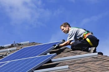 Panneaux solaires : comment les installer soi-même ?
