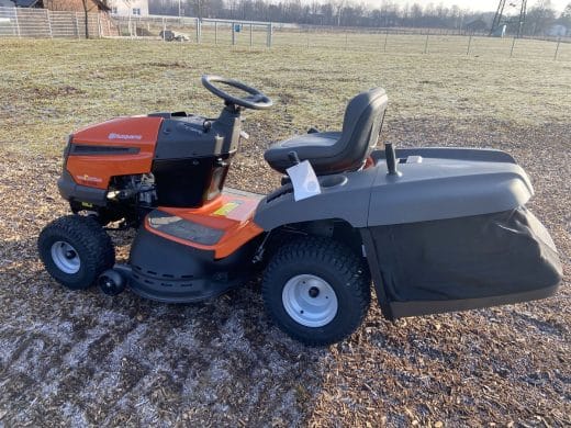 Husqvarna TC 138 test et avis complet de cette tondeuse autoportée.
