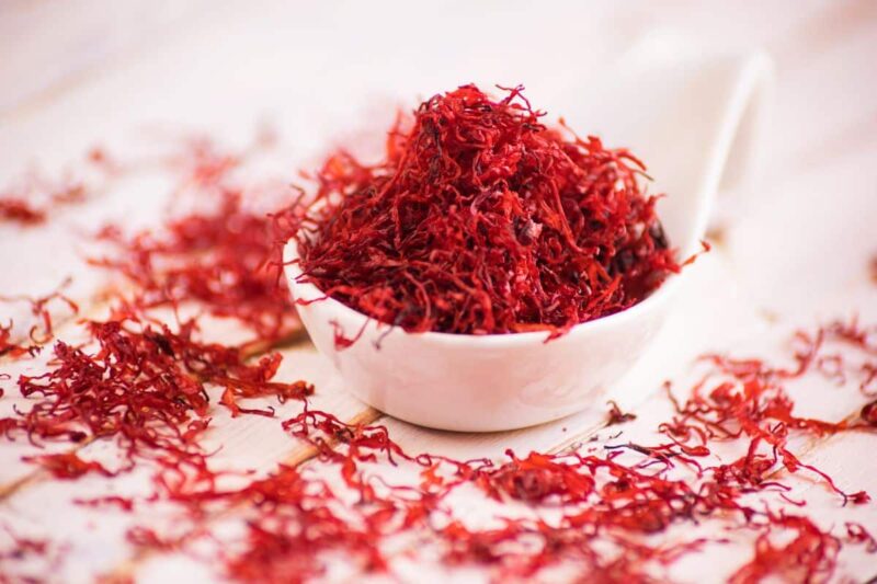 Safran Rouge Safran : Est-ce possible de le faire pousser dans son jardin en France ...