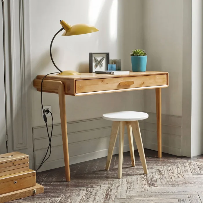 Un bureau console au look ancien