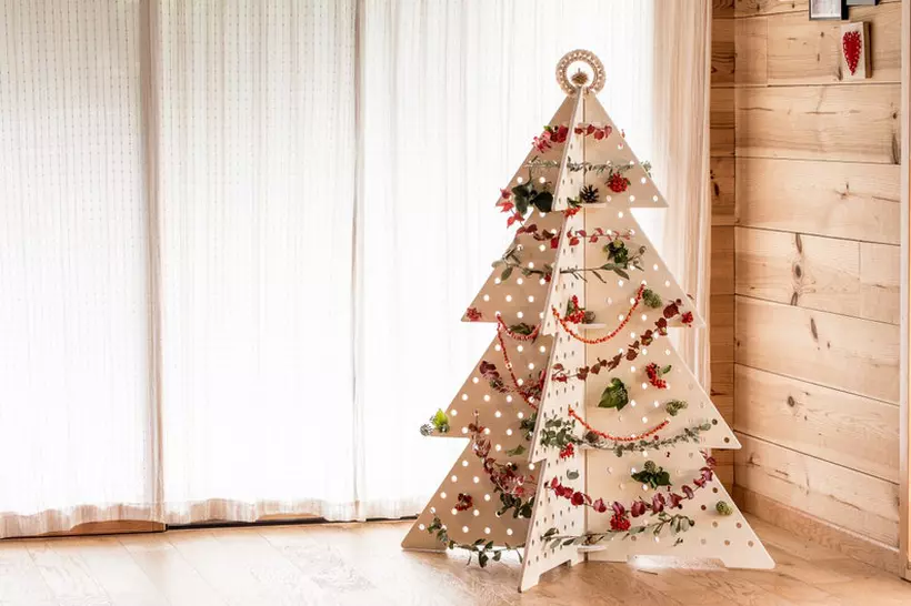 Le sapin en bois, la solution pour un Noël tendance