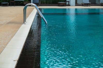 Qu'est-ce qu'un électrolyseur de piscine et comment fonctionne-t-il ?