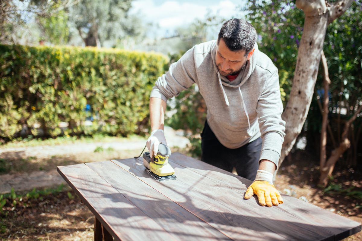 Upcycling en décoration intérieure : comment donner une seconde vie à ses vieux meubles et objets