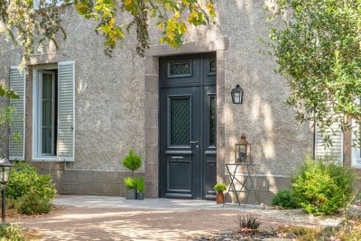 5 avantages de la porte d'entrée aluminium