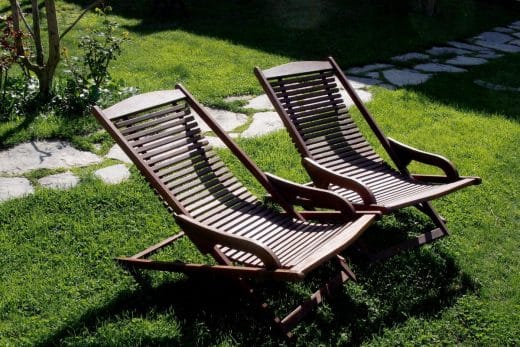 À épingler : Ne jetez pas vos anciens meubles de jardin, réutilisez-les dans votre intérieur !