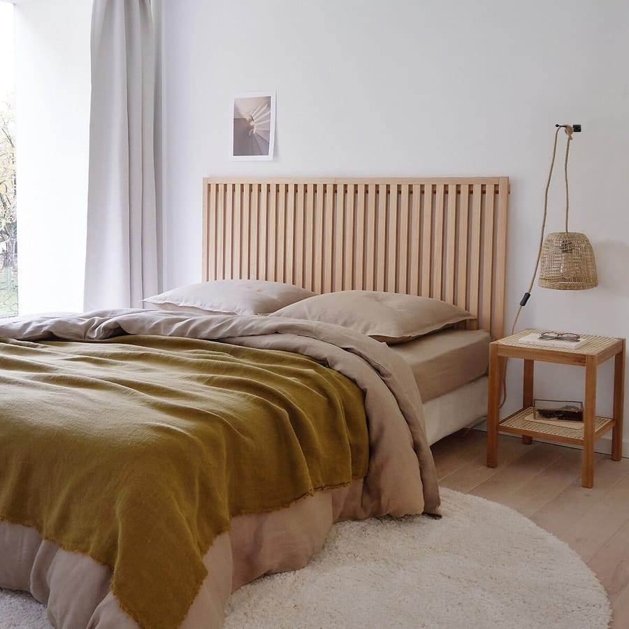 Une chambre nature et design en bois clair