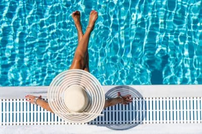 Canicule et piscine : les conseils essentiels pour profiter de l'eau sans aucun danger