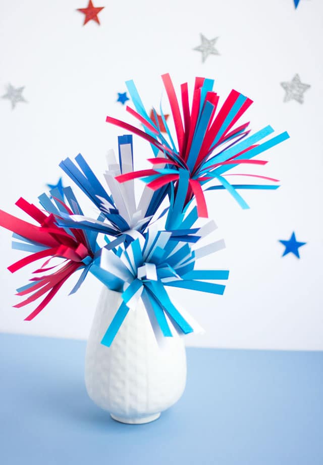 feux d'artifice en papier DIY 14 juillet decoration