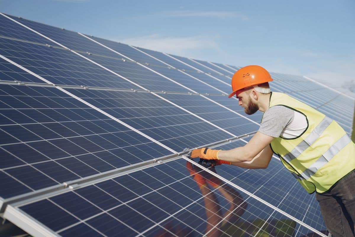 Panneaux Solaires à la Loupe : Est-ce Vraiment Rentable pour Vous