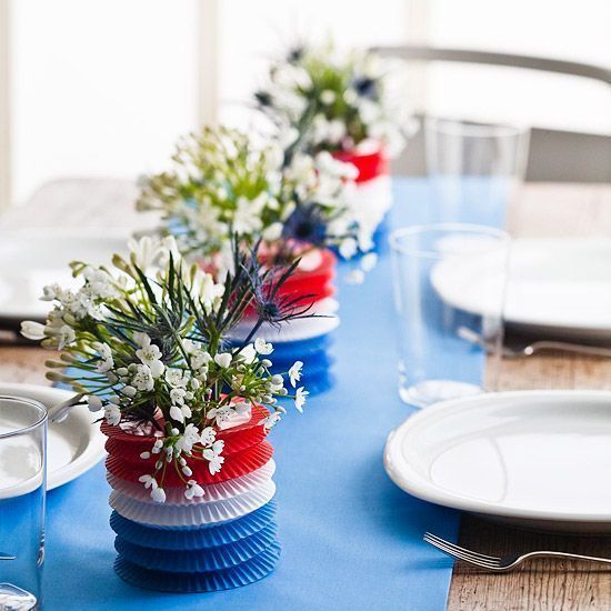 table decorée pour le 14 juillet
