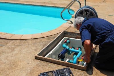 Attention ! Voici combien de temps votre piscine peut vraiment rester sans système de filtration !