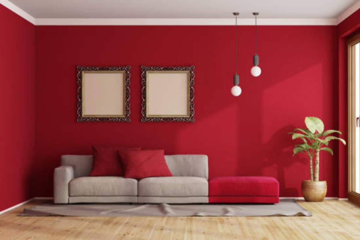 Le rouge est-il la nouvelle couleur tendance en décoration ou complètement passé de mode