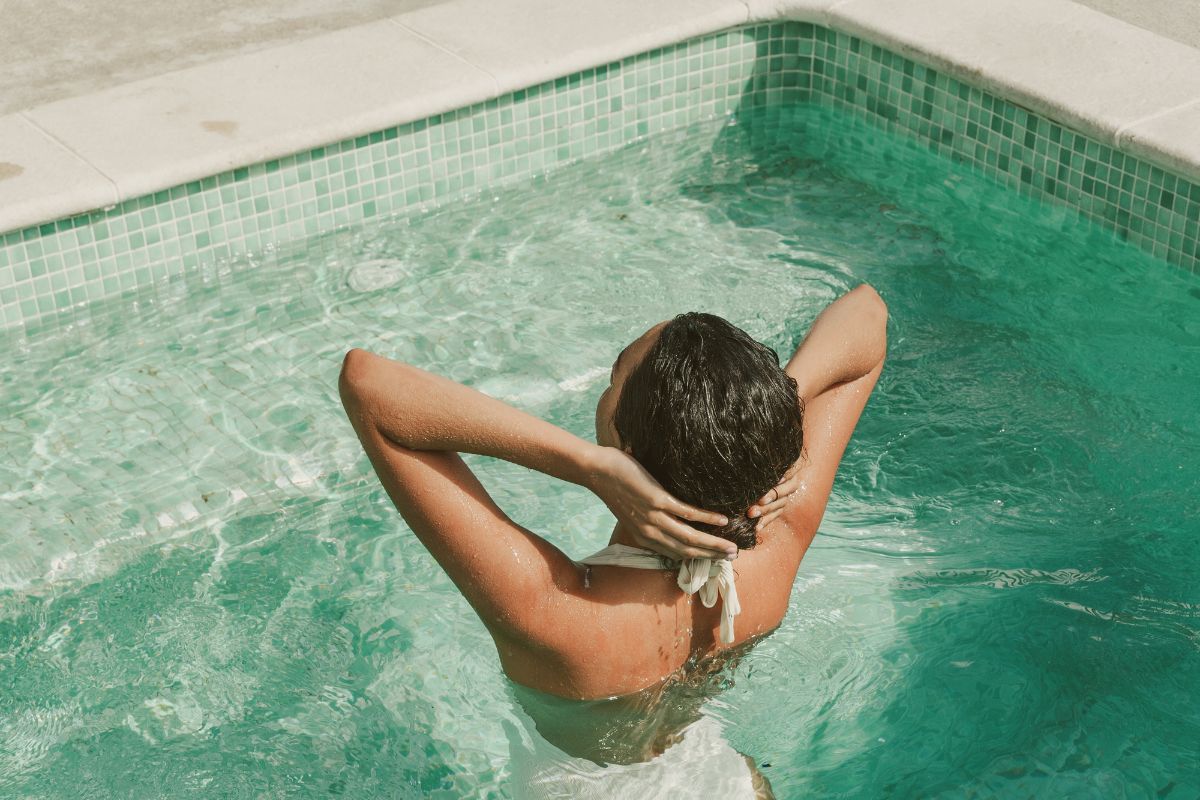 Pourquoi mettre des margelles autour d'une piscine ?