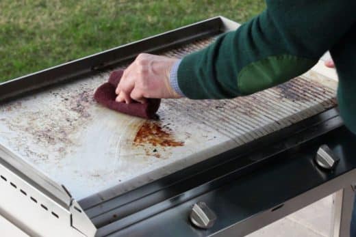 À épingler : Votre plancha comme neuve en un instant : le guide pratique pour un entretien sans effort
